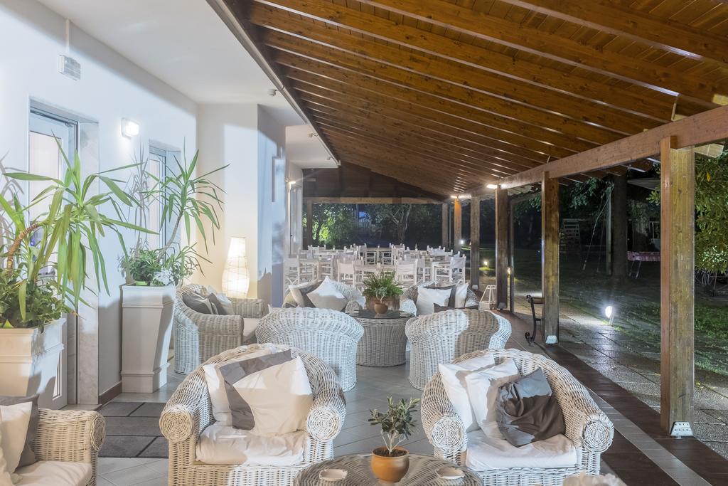 Hotel La Bussola 마리나디마사 외부 사진