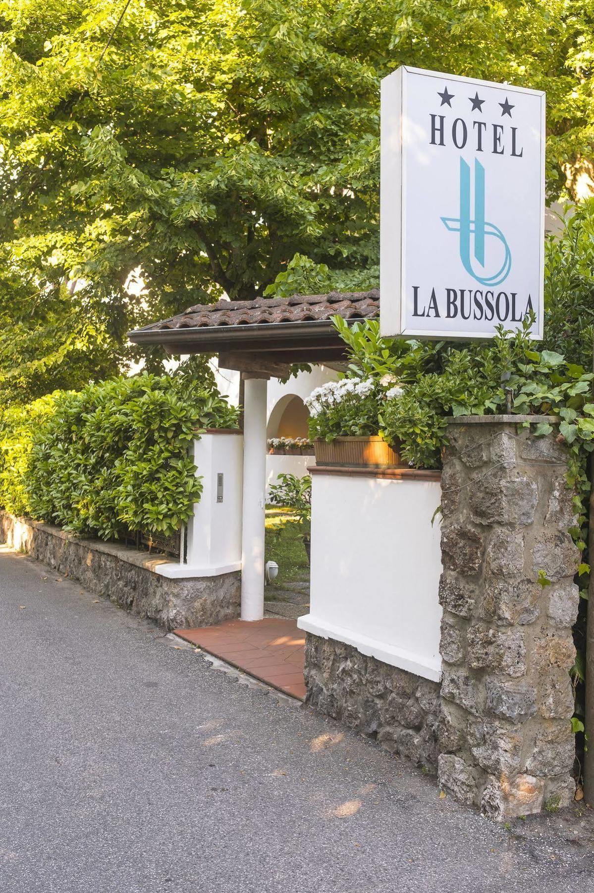 Hotel La Bussola 마리나디마사 외부 사진